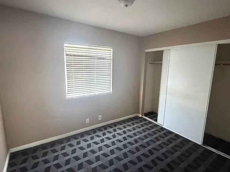 6920 Dunsbach Way #C — Photo 7
