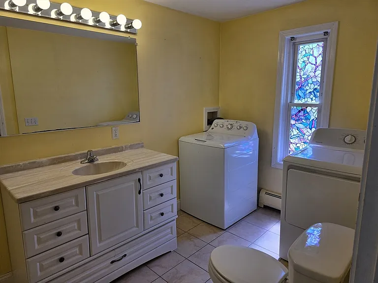 25 Slater St #1 — Photo 8