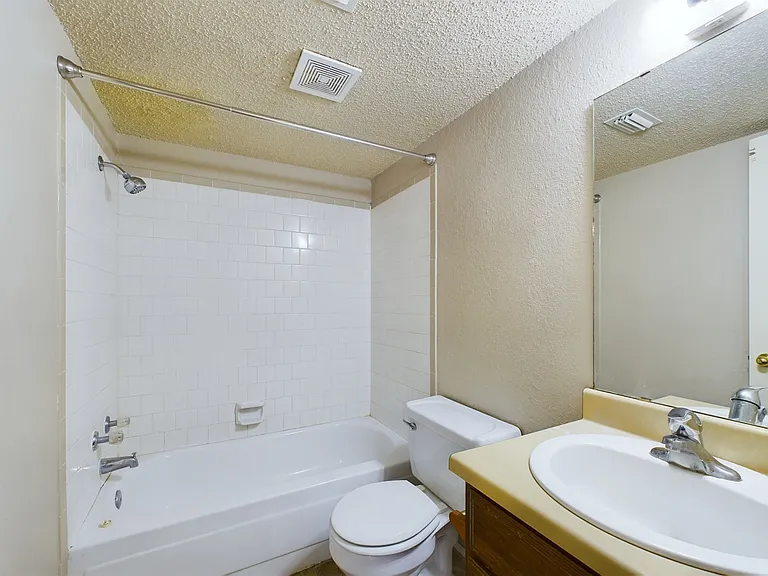 295 Billie Dr #11 — Photo 7