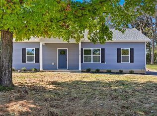 2738 Ann Dr, Clarksville, TN 37040