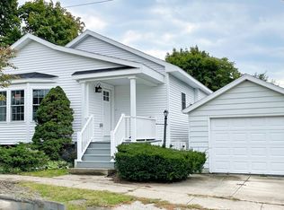 38 125th St, Troy, NY 12182