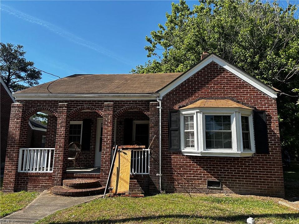 1st image of 818 Park St