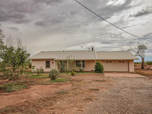 3 Chapparral Rd, Alamogordo, NM 88310
