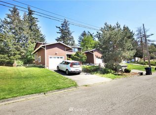 1000 Crestview Ln, Mount Vernon, WA 98273