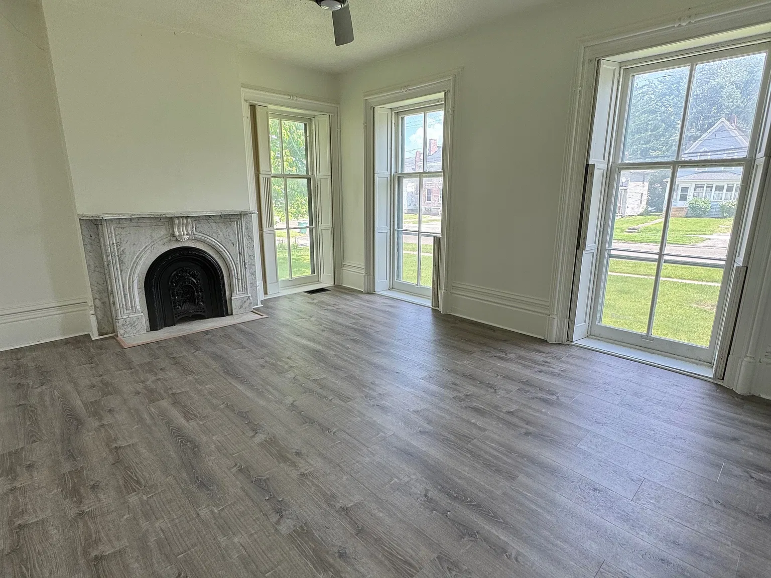 2 bed, $1,100 — Photo 4