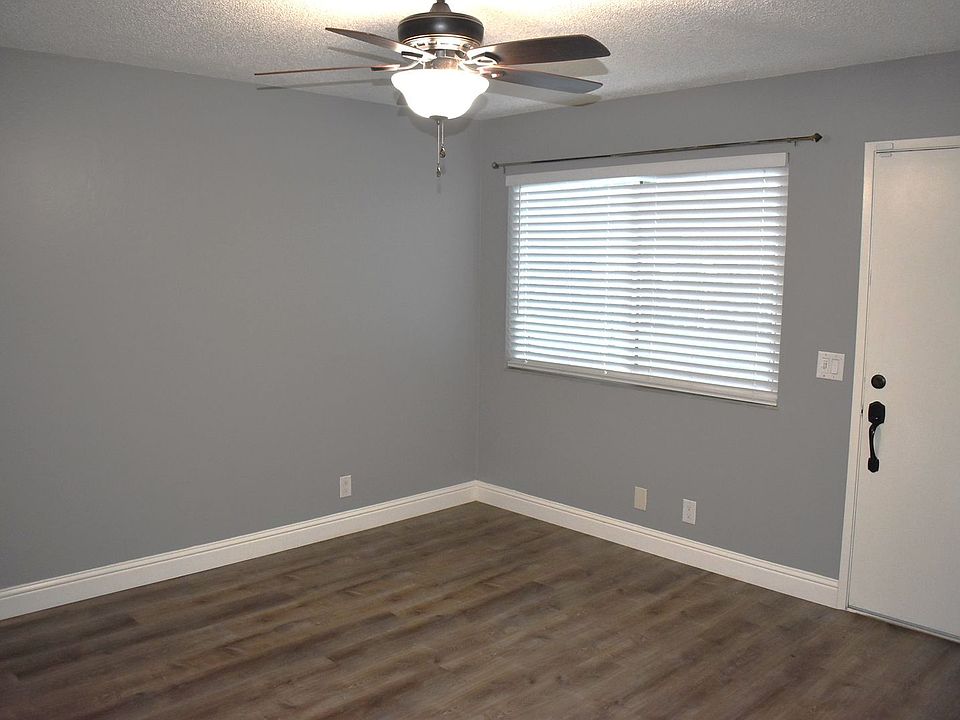 1st image of 325 Eldridge Ave