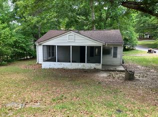 8135 Oak St, Douglasville, GA 30134