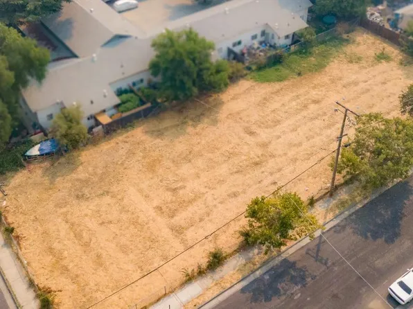 713 Water St, West Sacramento, CA 95605