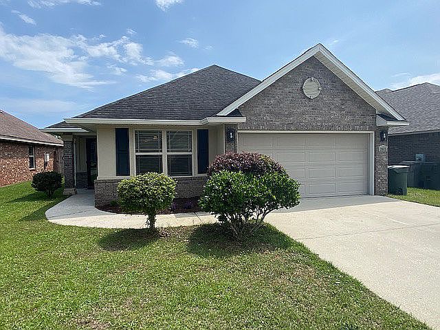 1st image of 2562 Fiddlers Cir