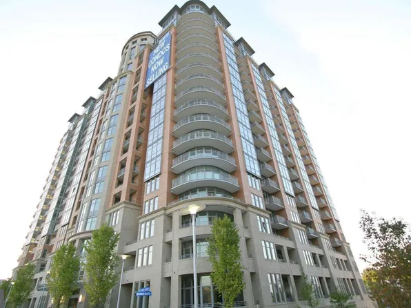 8220 Crestwood Heights Dr, Mc Lean, VA