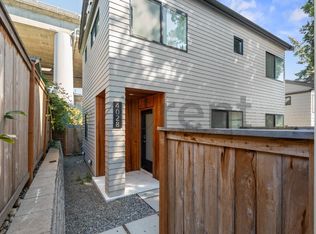 4028 5th Ave NE, Seattle, WA 98105