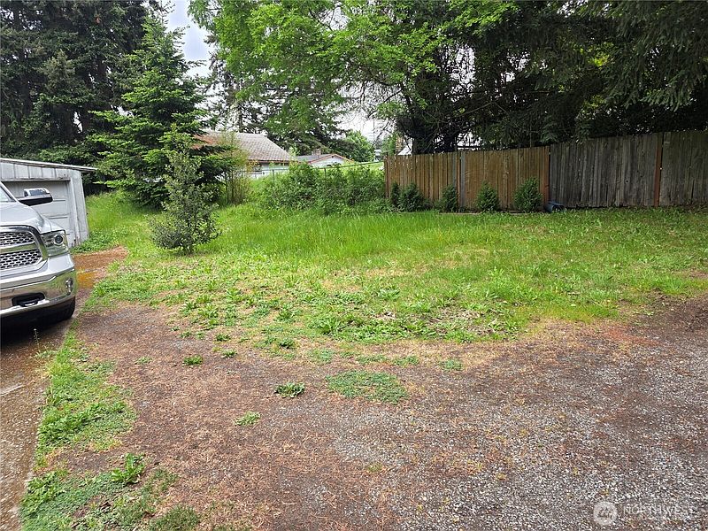 3rd image of 2500 S 208th Street