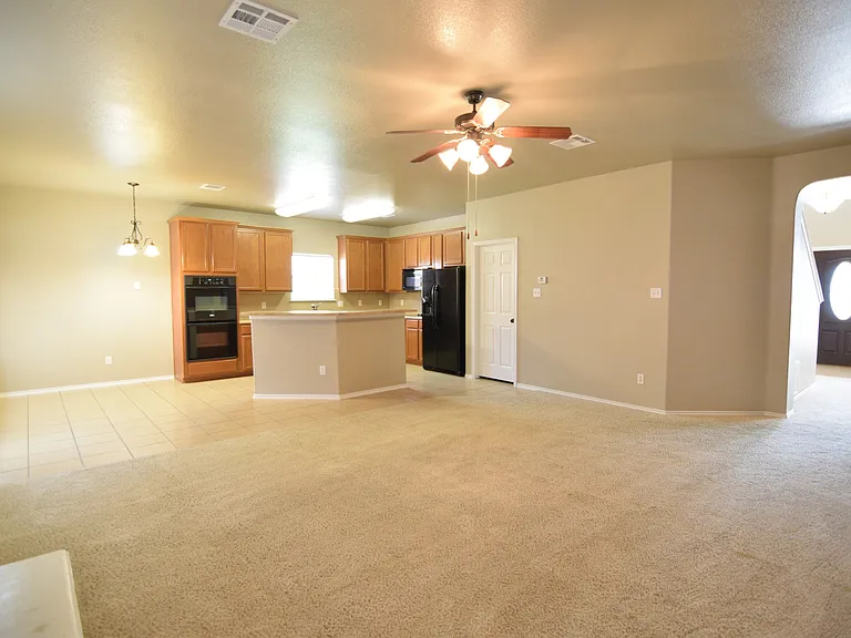 2203 Ryan Dr — Photo 9