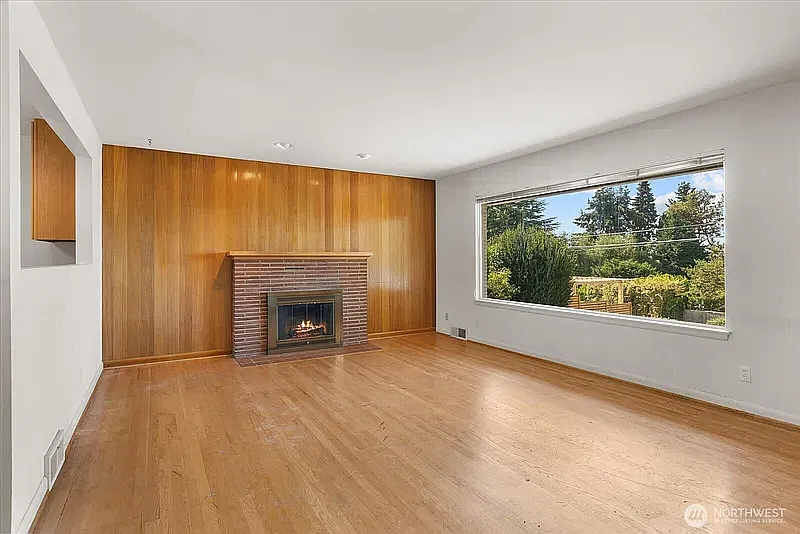 4 bed, 1531 sqft, $3,100 — Photo 3