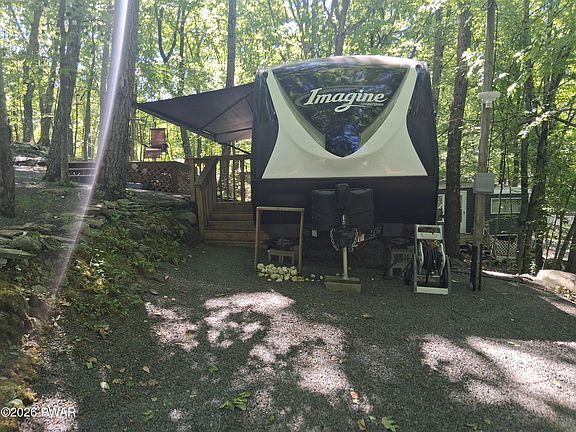 4th image of 113 Beaver Ln