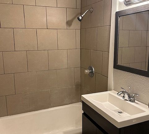 5th image of 246-248 N 25th Street