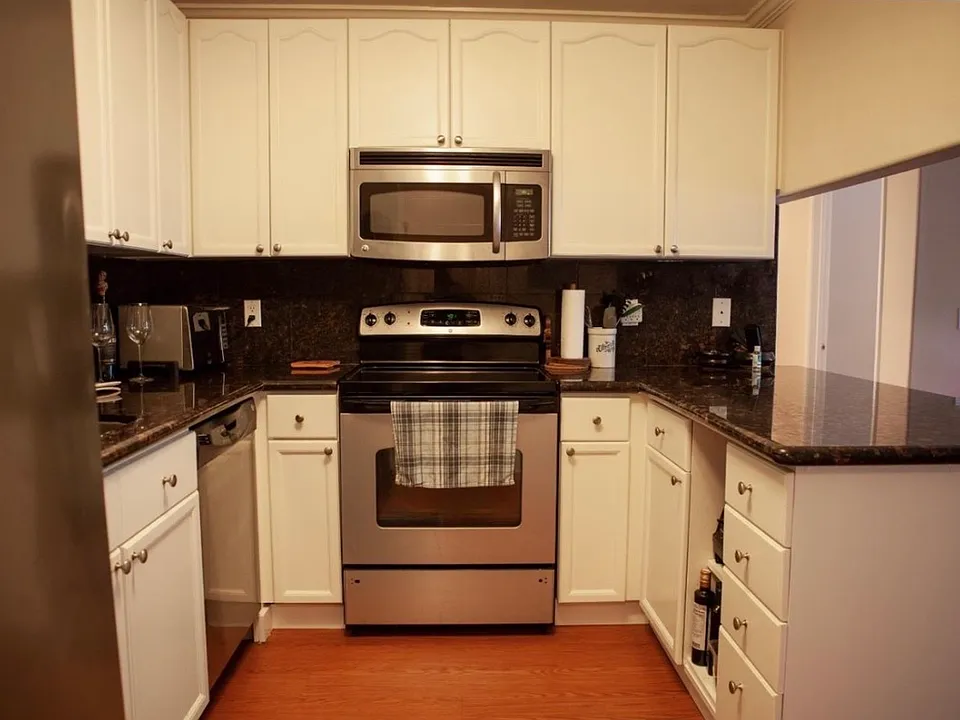 128 N El Camino Real #104