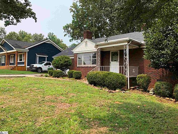 3rd image of 5 Bradley Blvd