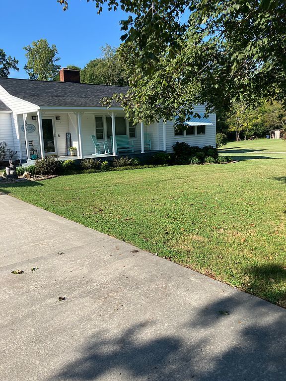 371 Crews Lake Rd - Property Image