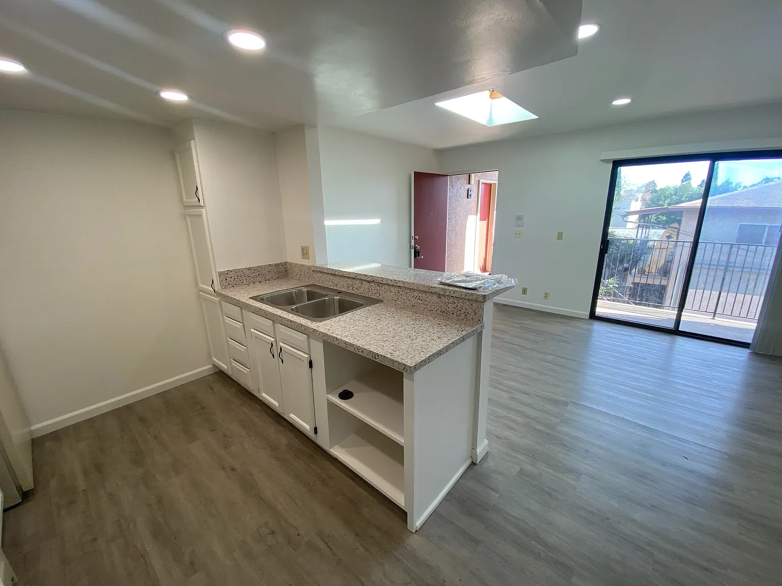2843 C St - 7 — Photo 1