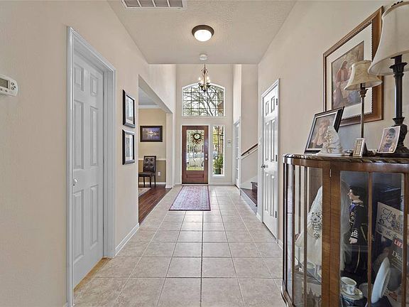 5th image of 13411 Point Village Ln