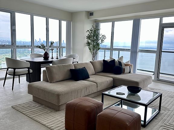 4th image of 38 Annie Craig Dr #Penthouse 102