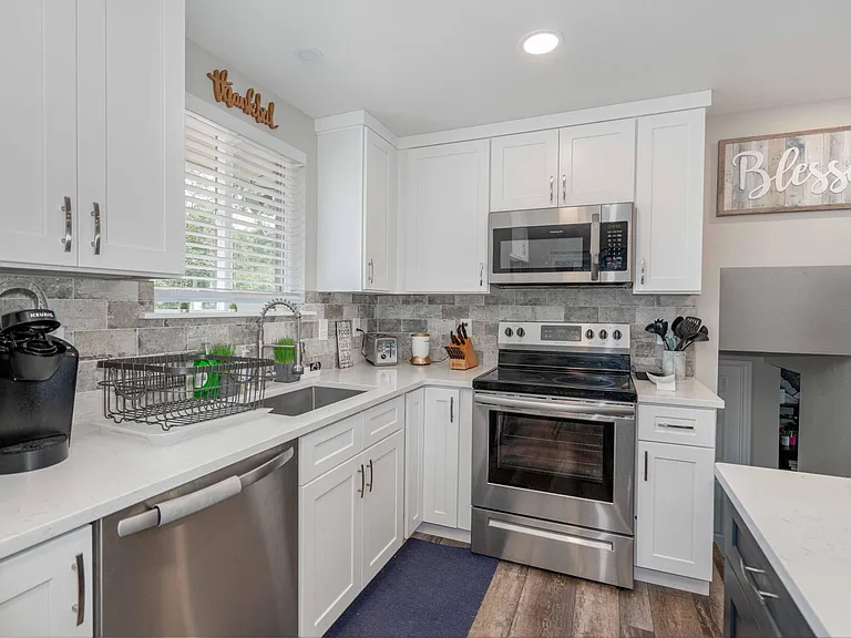 6575 W Cedar Ave — Photo 8