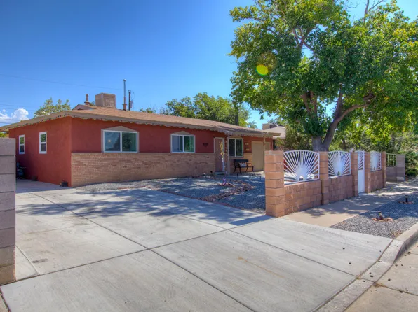 614 Grace St NE, Albuquerque, NM 87123