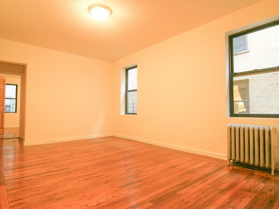 2nd image of 4511 43rd Ave #2C