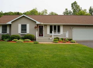 6029 Arbor Ln, Jackson, MI 49201