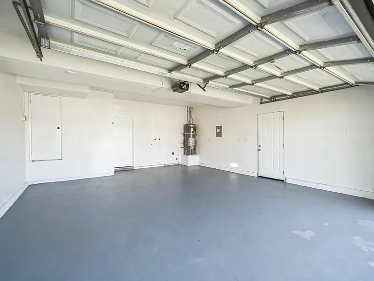 5324 Catanzaro Way — Photo 34