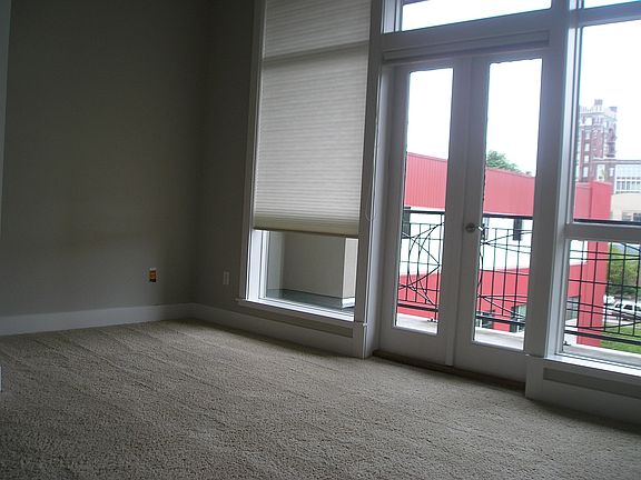 5th image of 708 Market St Unit 810
