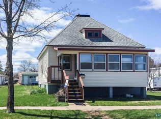 713 7th Ave E, Ashland, WI 54806
