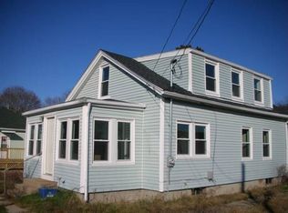 132 Page St, Warwick, RI 02889