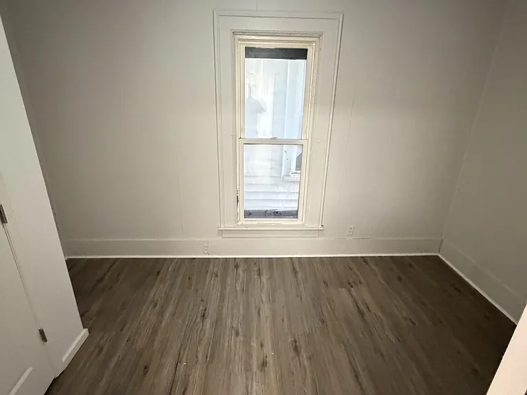 422 W High St #1 — Photo 9