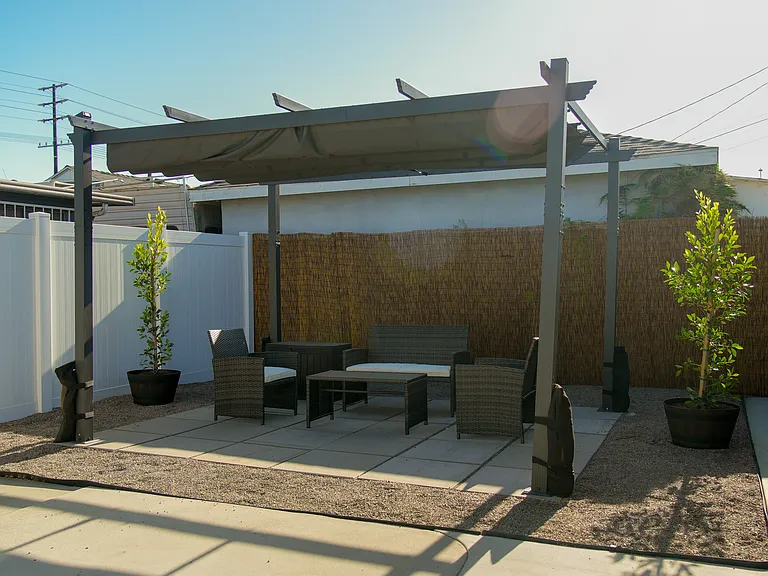 723 W F St #723 — Photo 9