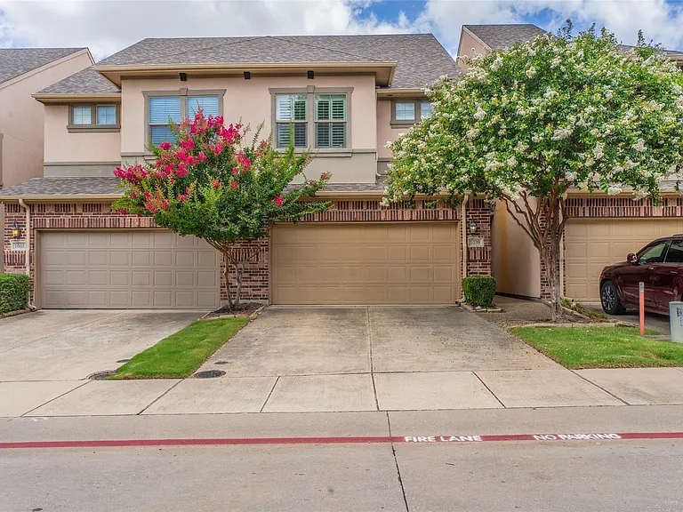 1038 Audrey Way — Photo 1