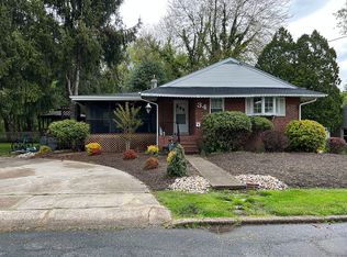 34 Main Blvd, Ewing, NJ 08618