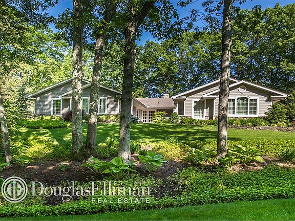 3rd image of 3 Whittock Ln
