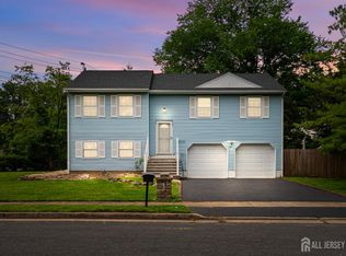 1420 Shadyside Pl, South Plainfield, NJ 07080