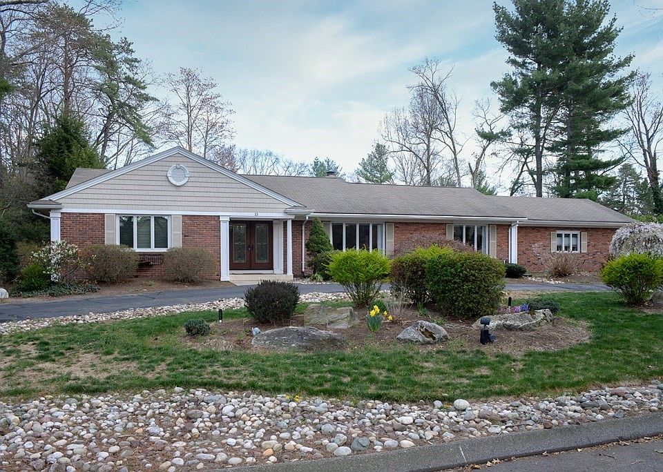 15 Pinewood Dr, Longmeadow, MA 01106 Zillow