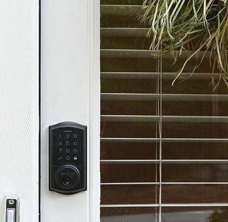 Smart Lock Entrance w/Key Backup