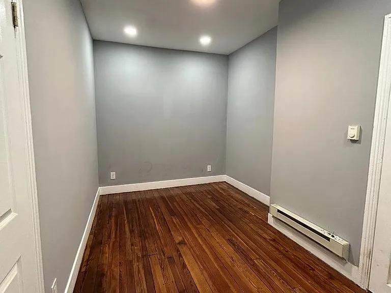 4111 Paul St — Photo 6