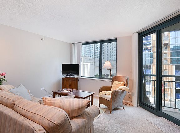 4th image of 440 N McClurg Ct APT 720