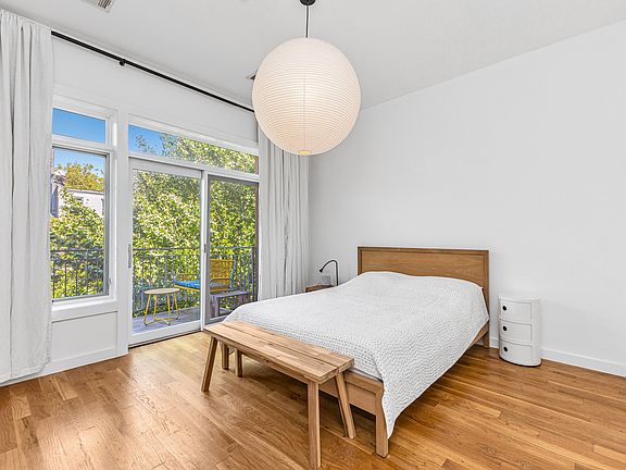 3rd image of 325 Greene Ave APT 3B