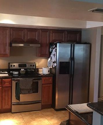3rd image of 1326 SE 21st St