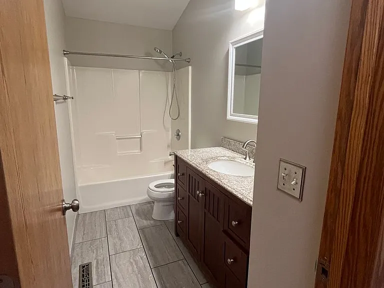 5918 Shetland Dr NW — Photo 25