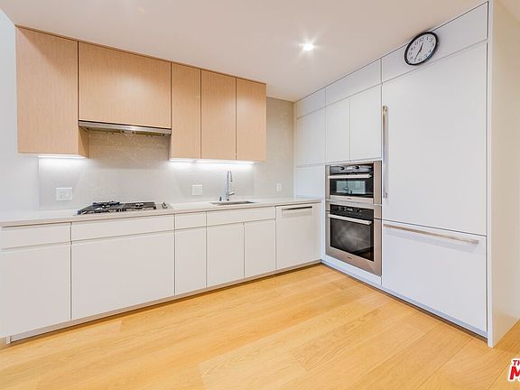 3rd image of 877 S Francisco St #808