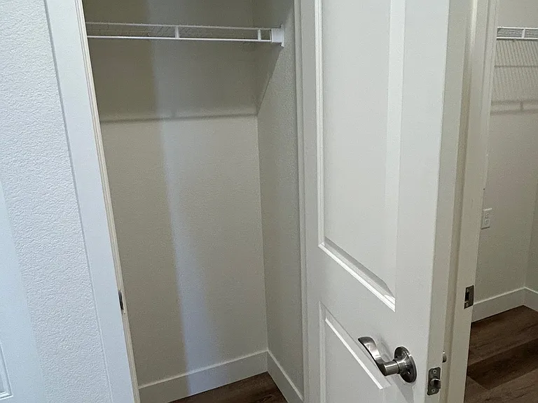 The Overlook Apartments — Photo 66
