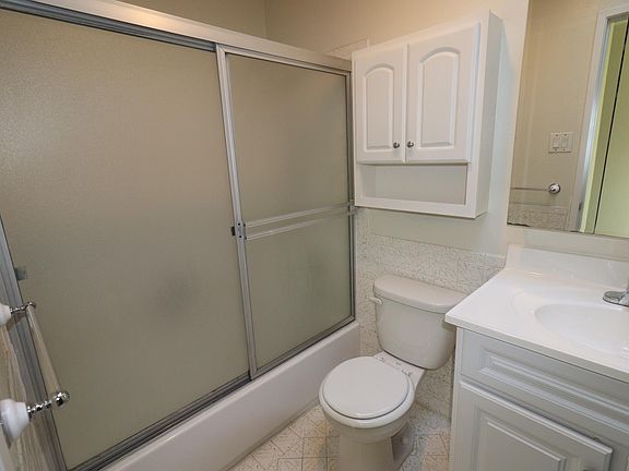 5th image of 4232 Judah St